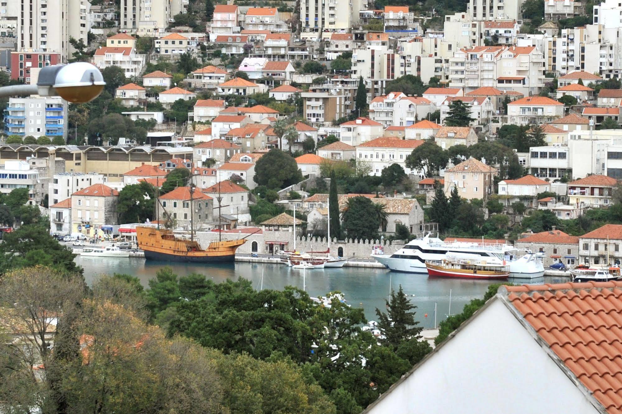 California Apartments Dubrovnik Eksteriør billede